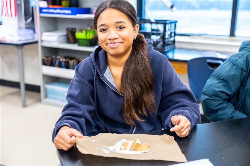 Students do a science experiment